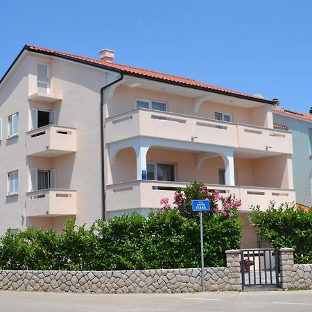 Apartment Stella Di Mare Крк Экстерьер фото