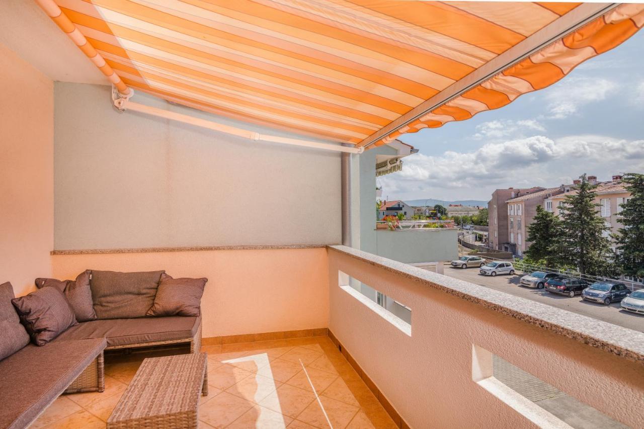 Apartment Stella Di Mare Крк Экстерьер фото